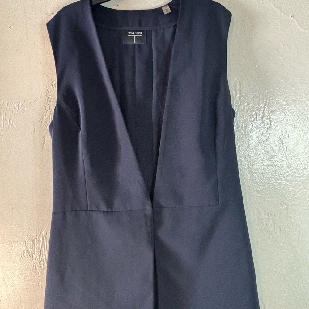 Tahari Navy Sleeveless vest